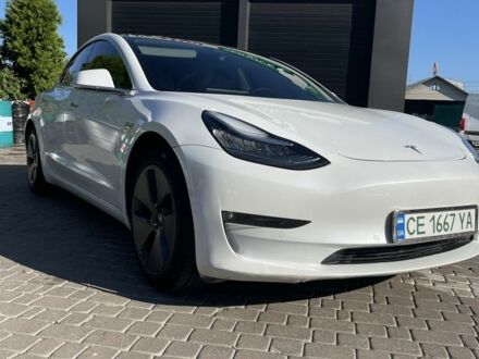 Белый Тесла Модель 3, объемом двигателя 0 л и пробегом 107 тыс. км за 15500 $, фото 1 на Automoto.ua