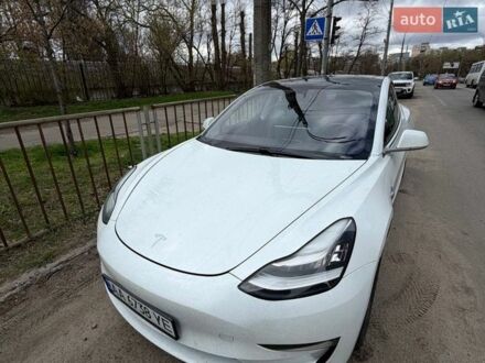 Белый Тесла Модель 3, объемом двигателя 0 л и пробегом 21 тыс. км за 15400 $, фото 1 на Automoto.ua