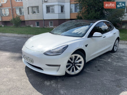 Білий Тесла Модель 3, об'ємом двигуна 0 л та пробігом 99 тис. км за 18800 $, фото 1 на Automoto.ua