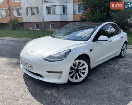 Білий Тесла Модель 3, об'ємом двигуна 0 л та пробігом 99 тис. км за 13500 $, фото 1 на Automoto.ua
