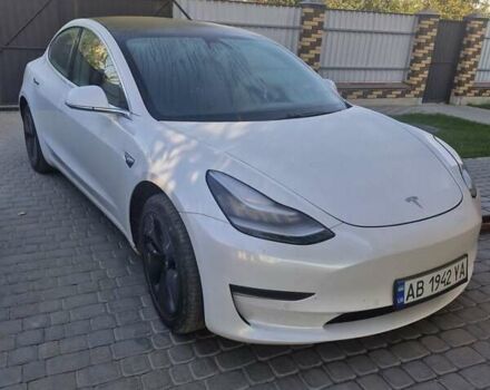 Белый Тесла Модель 3, объемом двигателя 0 л и пробегом 72 тыс. км за 17700 $, фото 1 на Automoto.ua