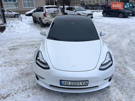 Белый Тесла Модель 3, объемом двигателя 0 л и пробегом 101 тыс. км за 14800 $, фото 1 на Automoto.ua