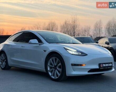 Белый Тесла Модель 3, объемом двигателя 0 л и пробегом 84 тыс. км за 15500 $, фото 1 на Automoto.ua
