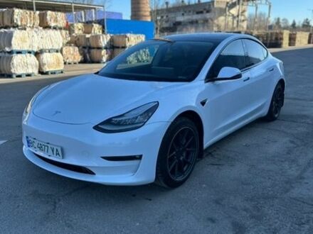 Белый Тесла Модель 3, объемом двигателя 0 л и пробегом 165 тыс. км за 14500 $, фото 1 на Automoto.ua