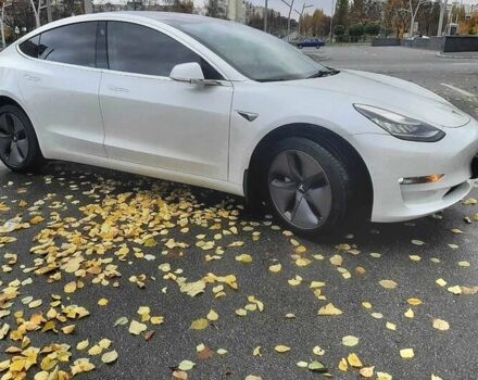 Белый Тесла Модель 3, объемом двигателя 0 л и пробегом 73 тыс. км за 11397 $, фото 1 на Automoto.ua