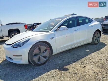 Белый Тесла Модель 3, объемом двигателя 0 л и пробегом 103 тыс. км за 6500 $, фото 1 на Automoto.ua