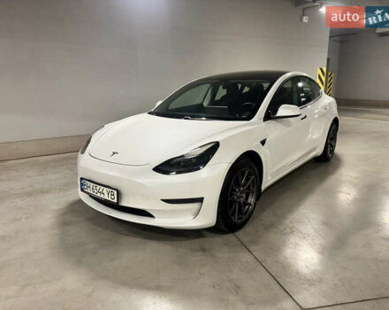 Белый Тесла Модель 3, объемом двигателя 0 л и пробегом 59 тыс. км за 16500 $, фото 1 на Automoto.ua