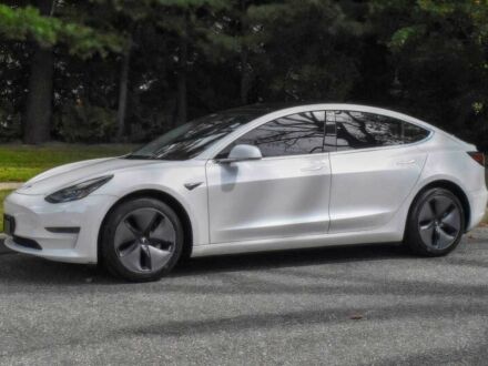 Тесла Модель 3 2020 у Кропивницькому (Кіровограді) на Automoto.ua Білий Тесла Модель 3, об'ємом двигуна 0 л та пробігом 44 тис. км за 13800 $, фото 1 на Automoto.ua