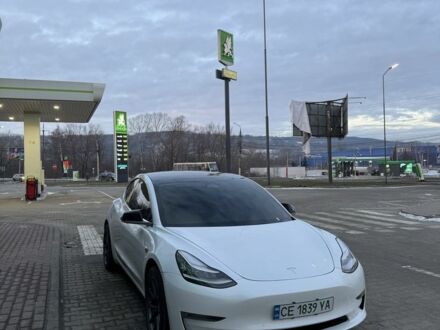 Білий Тесла Модель 3, об'ємом двигуна 0 л та пробігом 107 тис. км за 18900 $, фото 1 на Automoto.ua