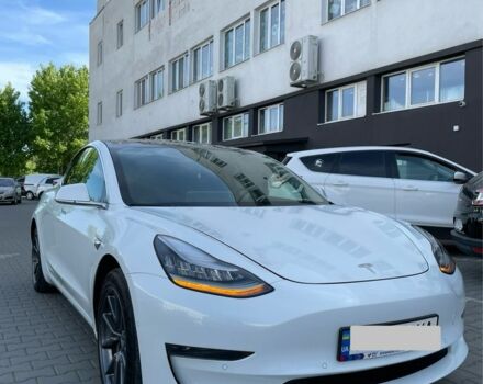 Белый Тесла Модель 3, объемом двигателя 0 л и пробегом 58 тыс. км за 16999 $, фото 1 на Automoto.ua