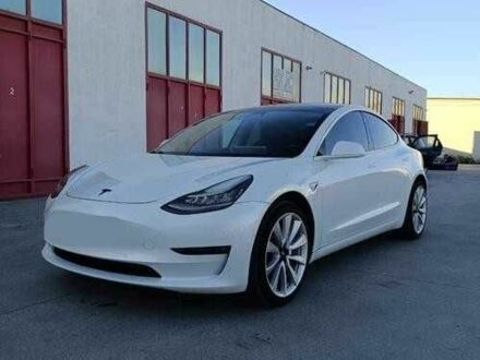 Білий Тесла Модель 3, об'ємом двигуна 0 л та пробігом 124 тис. км за 13500 $, фото 1 на Automoto.ua