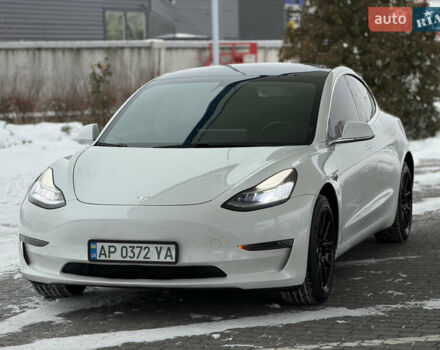 Білий Тесла Модель 3, об'ємом двигуна 0 л та пробігом 85 тис. км за 20200 $, фото 1 на Automoto.ua