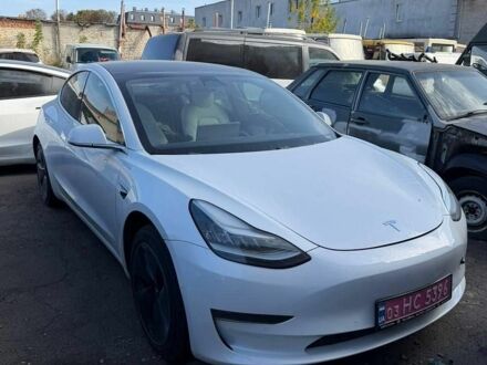 Белый Тесла Модель 3, объемом двигателя 0 л и пробегом 106 тыс. км за 11300 $, фото 1 на Automoto.ua