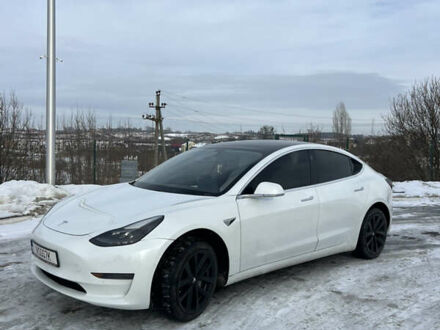 Білий Тесла Модель 3, об'ємом двигуна 0 л та пробігом 79 тис. км за 16200 $, фото 1 на Automoto.ua