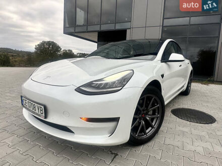 Тесла Модель 3 2020 в Черновцах на Automoto.ua Белый Тесла Модель 3, объемом двигателя 0 л и пробегом 80 тыс. км за 17100 $, фото 1 на Automoto.ua