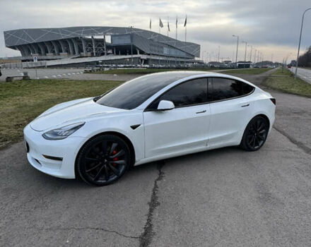 Білий Тесла Модель 3, об'ємом двигуна 0 л та пробігом 116 тис. км за 22000 $, фото 1 на Automoto.ua