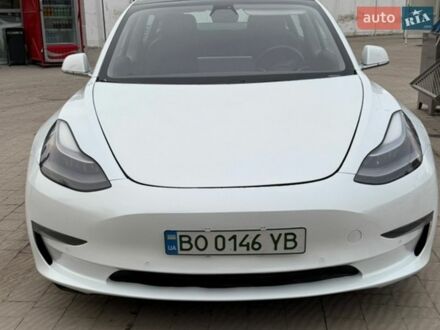Белый Тесла Модель 3, объемом двигателя 0 л и пробегом 118 тыс. км за 18500 $, фото 1 на Automoto.ua