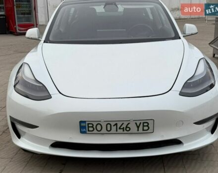 Белый Тесла Модель 3, объемом двигателя 0 л и пробегом 118 тыс. км за 18500 $, фото 1 на Automoto.ua