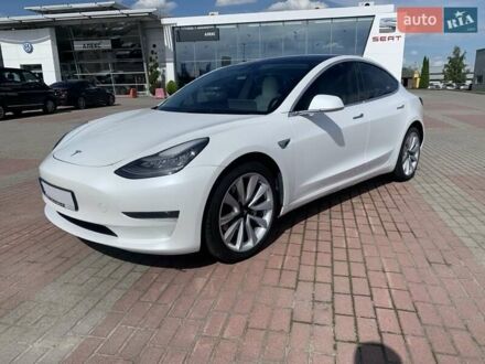 Тесла Модель 3 2020 у Львові на Automoto.ua Білий Тесла Модель 3, об'ємом двигуна 0 л та пробігом 87 тис. км за 16400 $, фото 1 на Automoto.ua