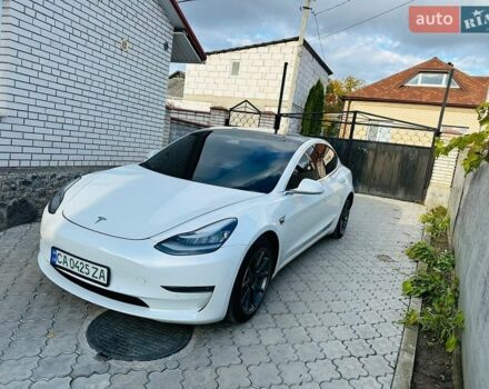 Білий Тесла Модель 3, об'ємом двигуна 0 л та пробігом 90 тис. км за 15000 $, фото 1 на Automoto.ua