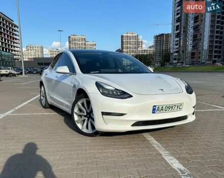 Білий Тесла Модель 3, об'ємом двигуна 0 л та пробігом 189 тис. км за 18500 $, фото 1 на Automoto.ua