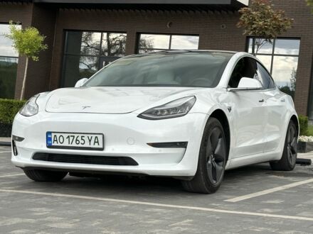 Белый Тесла Модель 3, объемом двигателя 0 л и пробегом 180 тыс. км за 14300 $, фото 1 на Automoto.ua