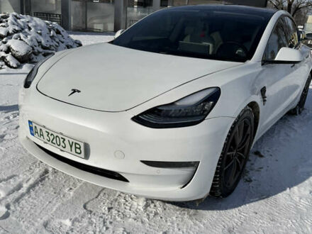 Білий Тесла Модель 3, об'ємом двигуна 0 л та пробігом 105 тис. км за 19100 $, фото 1 на Automoto.ua