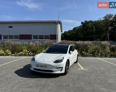 Белый Тесла Модель 3, объемом двигателя 0 л и пробегом 107 тыс. км за 14900 $, фото 1 на Automoto.ua