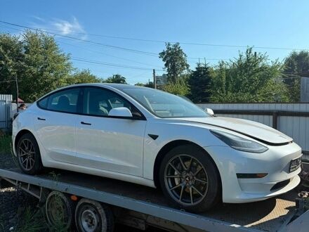 Белый Тесла Модель 3, объемом двигателя 0 л и пробегом 39 тыс. км за 10300 $, фото 1 на Automoto.ua