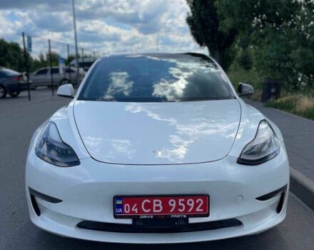 Білий Тесла Модель 3, об'ємом двигуна 0 л та пробігом 165 тис. км за 12700 $, фото 1 на Automoto.ua
