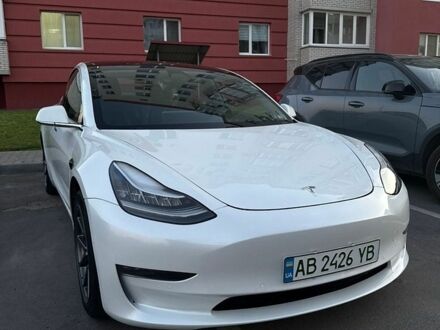Білий Тесла Модель 3, об'ємом двигуна 0 л та пробігом 103 тис. км за 17350 $, фото 1 на Automoto.ua