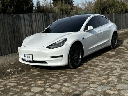 Білий Тесла Модель 3, об'ємом двигуна 0 л та пробігом 133 тис. км за 18500 $, фото 1 на Automoto.ua