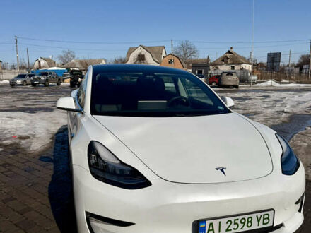 Белый Тесла Модель 3, объемом двигателя 0 л и пробегом 117 тыс. км за 16500 $, фото 1 на Automoto.ua