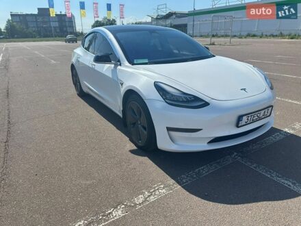 Белый Тесла Модель 3, объемом двигателя 0 л и пробегом 191 тыс. км за 16990 $, фото 1 на Automoto.ua