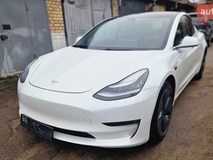 Белый Тесла Модель 3, объемом двигателя 0 л и пробегом 142 тыс. км за 16900 $, фото 1 на Automoto.ua
