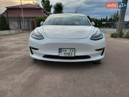 Тесла Модель 3 2020 у Житомирі на Automoto.ua Білий Тесла Модель 3, об'ємом двигуна 0 л та пробігом 85 тис. км за 22500 $, фото 1 на Automoto.ua