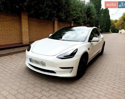 Білий Тесла Модель 3, об'ємом двигуна 0 л та пробігом 90 тис. км за 19700 $, фото 1 на Automoto.ua