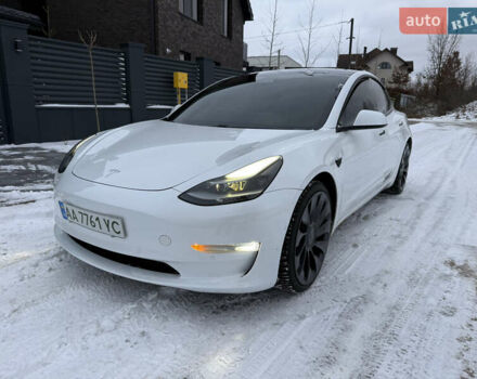Білий Тесла Модель 3, об'ємом двигуна 0 л та пробігом 48 тис. км за 22000 $, фото 1 на Automoto.ua