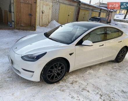 Белый Тесла Модель 3, объемом двигателя 0 л и пробегом 52 тыс. км за 18500 $, фото 1 на Automoto.ua