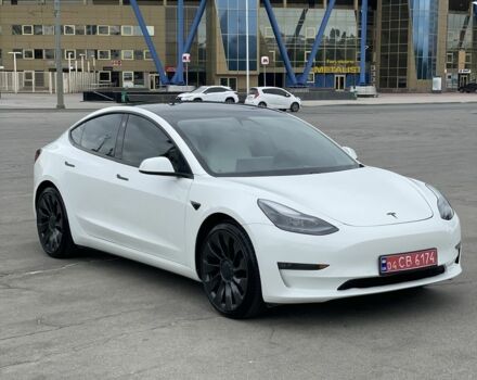Белый Тесла Модель 3, объемом двигателя 0 л и пробегом 38 тыс. км за 21900 $, фото 1 на Automoto.ua