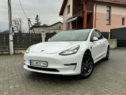 Тесла Модель 3 2021 у Львові на Automoto.ua Білий Тесла Модель 3, об'ємом двигуна 0 л та пробігом 72 тис. км за 16000 $, фото 1 на Automoto.ua