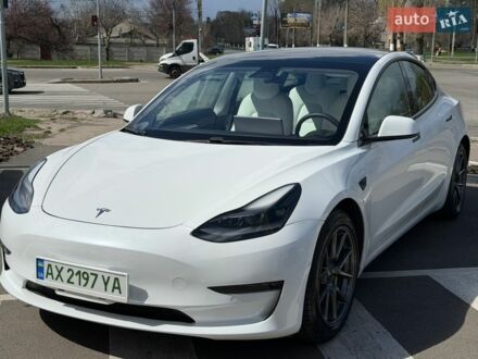 Белый Тесла Модель 3, объемом двигателя 0 л и пробегом 55 тыс. км за 17600 $, фото 1 на Automoto.ua