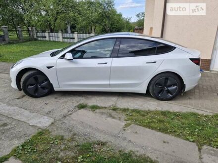 Тесла Модель 3 2021 у Самборе на Automoto.ua Білий Тесла Модель 3, об'ємом двигуна 0 л та пробігом 56 тис. км за 21200 $, фото 1 на Automoto.ua