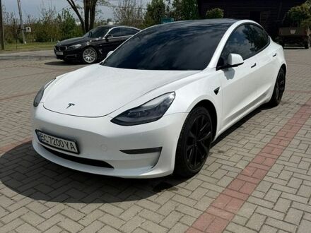 Белый Тесла Модель 3, объемом двигателя 0 л и пробегом 81 тыс. км за 20900 $, фото 1 на Automoto.ua