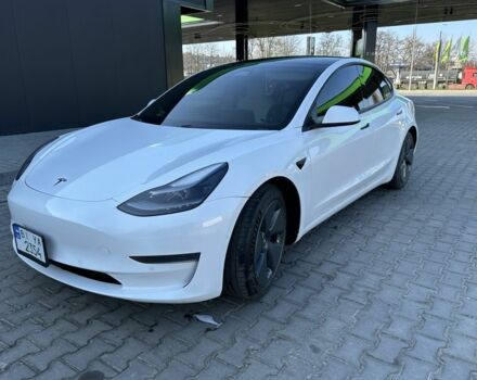 Білий Тесла Модель 3, об'ємом двигуна 0 л та пробігом 60 тис. км за 17000 $, фото 1 на Automoto.ua