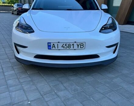 Білий Тесла Модель 3, об'ємом двигуна 0 л та пробігом 181 тис. км за 17100 $, фото 1 на Automoto.ua