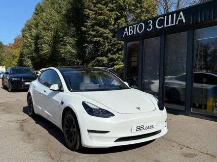 Белый Тесла Модель 3, объемом двигателя 0 л и пробегом 59 тыс. км за 18500 $, фото 1 на Automoto.ua