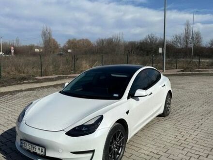 Білий Тесла Модель 3, об'ємом двигуна 0 л та пробігом 262 тис. км за 12600 $, фото 1 на Automoto.ua