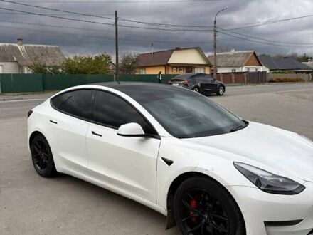 Тесла Модель 3 2021 в Житомире на Automoto.ua Белый Тесла Модель 3, объемом двигателя 0 л и пробегом 107 тыс. км за 21500 $, фото 1 на Automoto.ua
