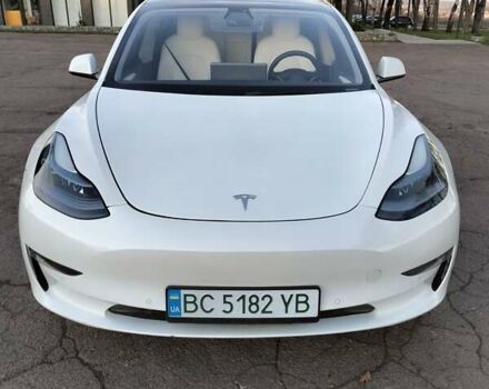 Белый Тесла Модель 3, объемом двигателя 0 л и пробегом 94 тыс. км за 21500 $, фото 1 на Automoto.ua